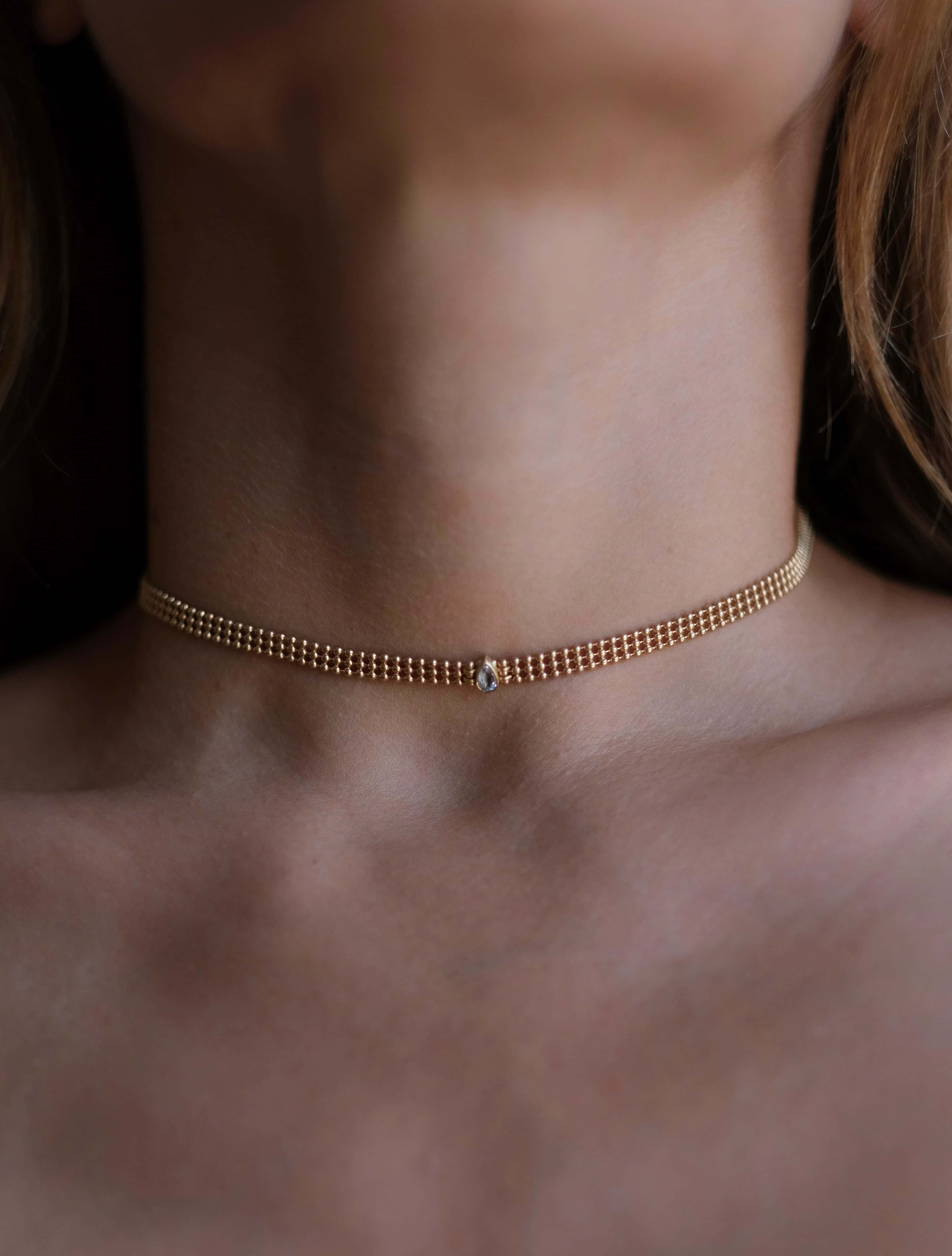 Pear Choker