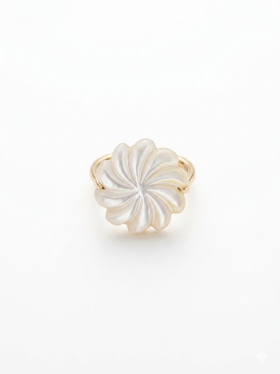Sea Flower MOP Ring