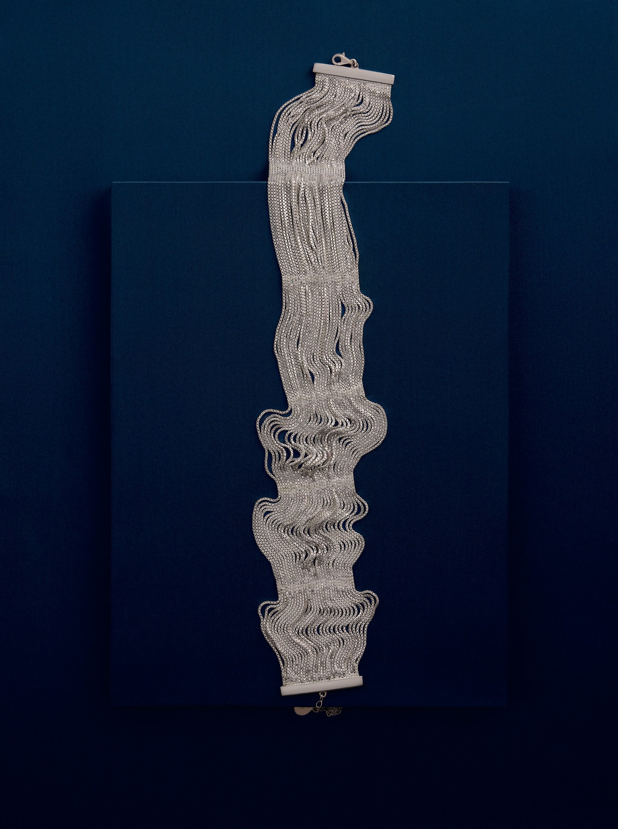 Currents Choker Silver